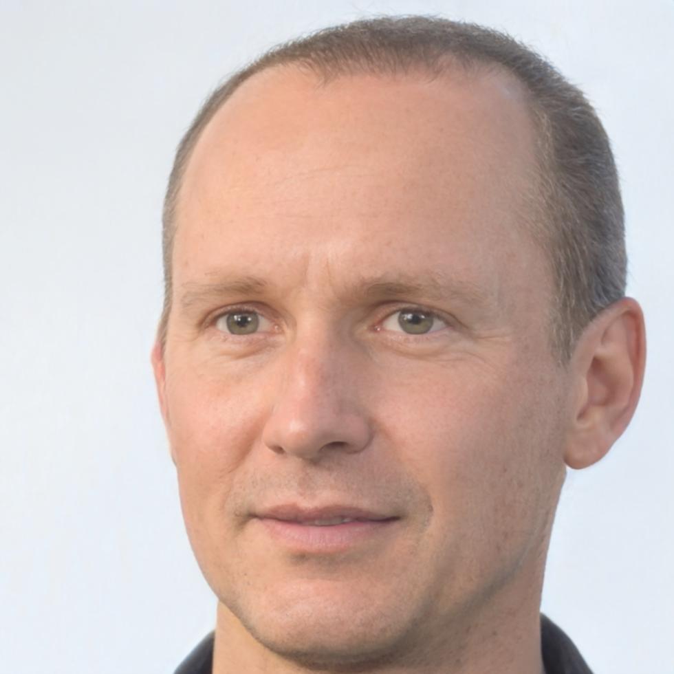 Marcus Weber, Gründer und strategischer Finanzexperte bei foranthiquenalo